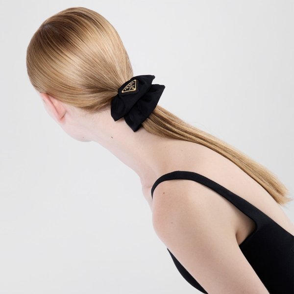 その他 Prada Black hair elastic in Re-Nylon Prada Re-Nylon Hair Clip in Black | Lyst