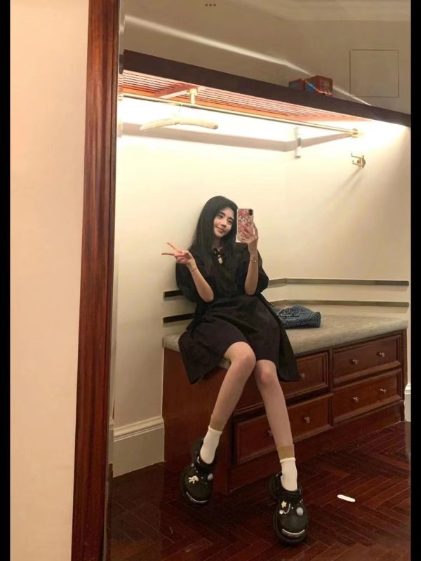 小黑裙