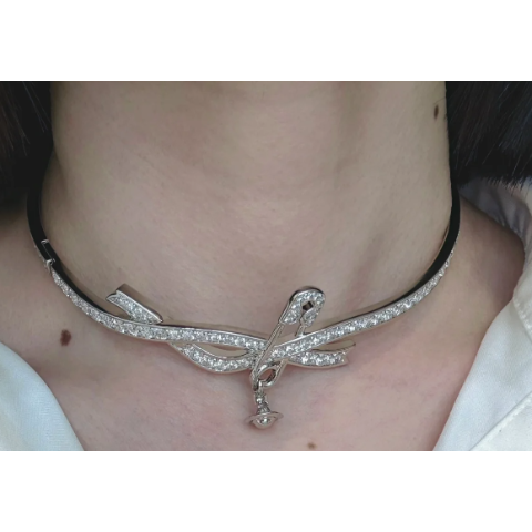 Lilith Choker 丝带土星项链