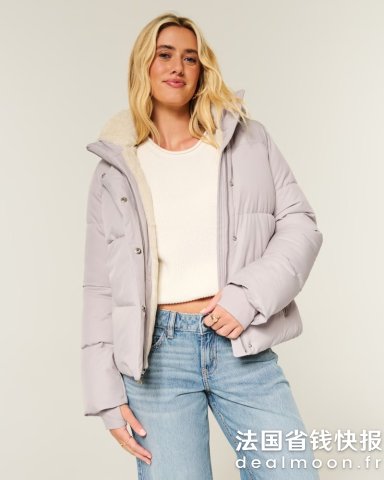 Hollister仿皮草加绒羽绒服