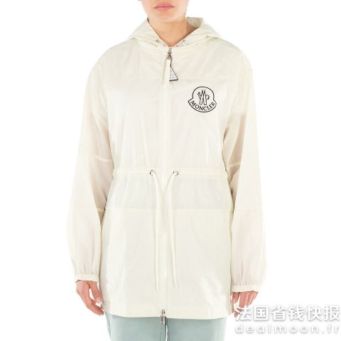Moncler码数齐全 带帽雨衣 可调节帽