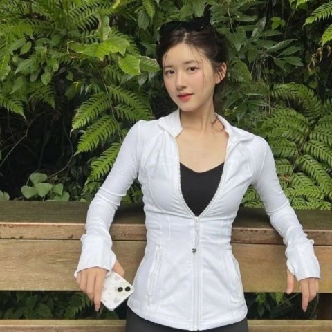 Lululemon赵露思同款Define Nulu 夹克纯白