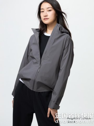 Uniqlo这件超好看 极简风UNIQLO BLOCKTECH 女士连帽外套