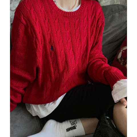 棉质绞花圆领毛衣