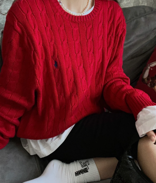 棉质绞花圆领毛衣