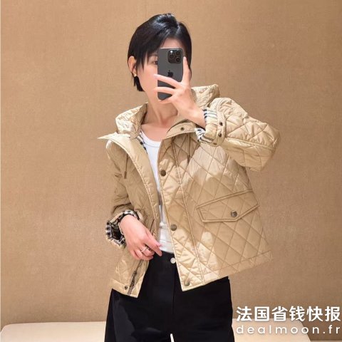 Burberry尼龙拼接外套