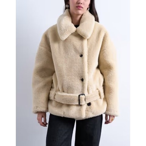  短款羊羔绒外套 米色