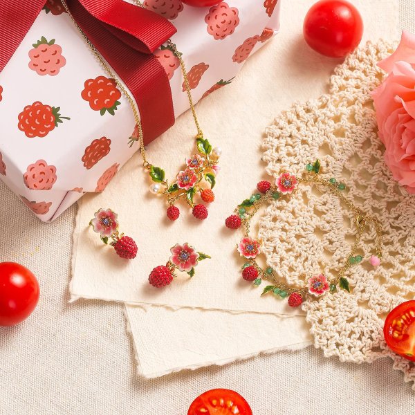 Raspberry 珠宝套装 礼品包装