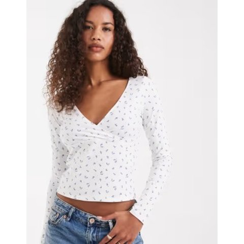 Hollister 蓝色花卉长袖上衣