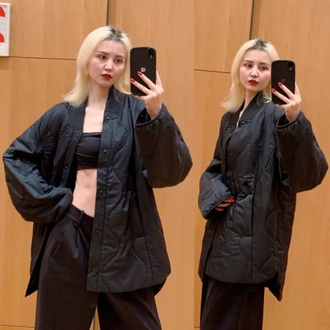 绗缝保温羽绒服