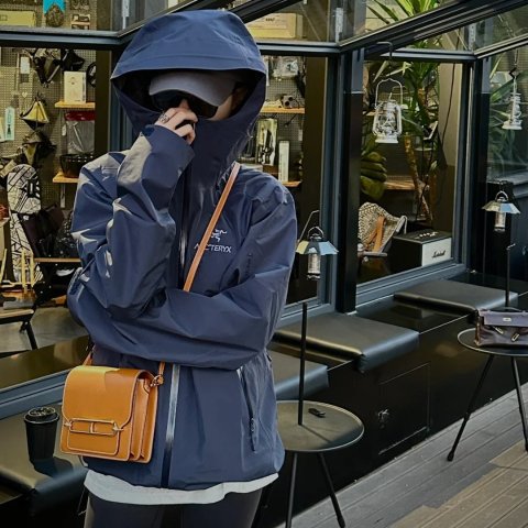 Arc teryx码数齐全Beta AR 冲锋衣