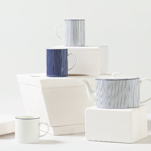 Gio 细条纹马克杯（白色）