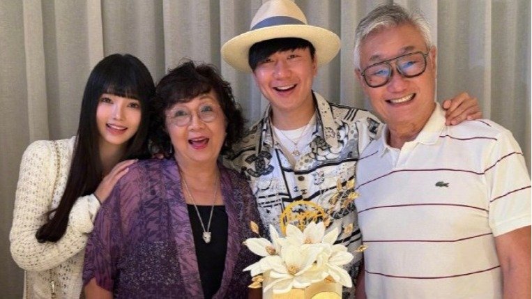 林俊杰首晒“一家四口”！与小20岁网红女友正式官宣恋情！公司紧急灭火否认怀孕传闻！