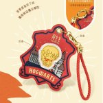 周生生 千足金闪促👑马年串珠€245、蛇年金片€78