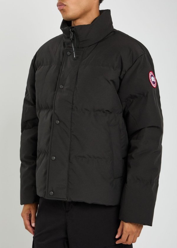  Bayview 冷绒羽绒夹克