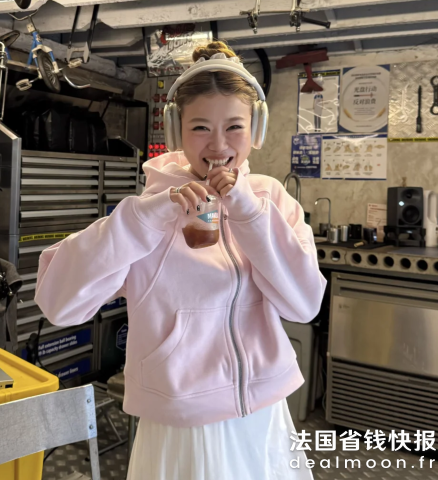 Lululemon好元气的粉色啊！@ChloeChlo1ChloeScuba 半拉链宽松连帽衫