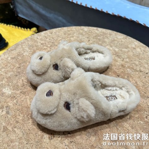UGG这也太可爱了吧！！！35.36捡漏Classic Slip-On 毛毛拖鞋