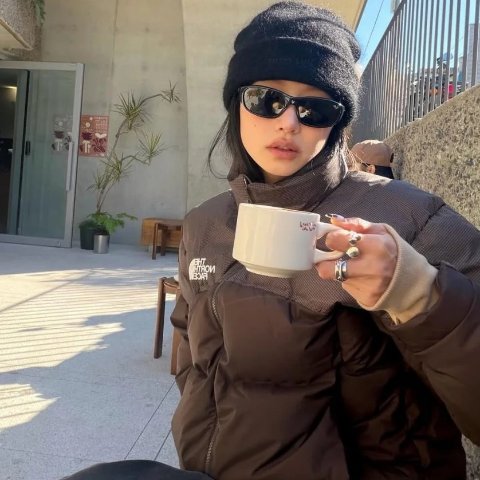 Hydrenalite 羽绒服 棕色