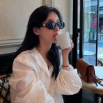 大牌墨镜眼镜暴跌！Chanel素颜镜€200，小标墨镜€300