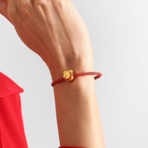 Chow Sang Sang千足金 马串珠