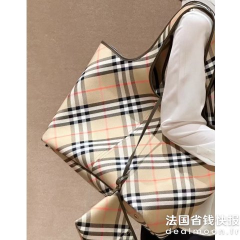 Burberry新款托特包