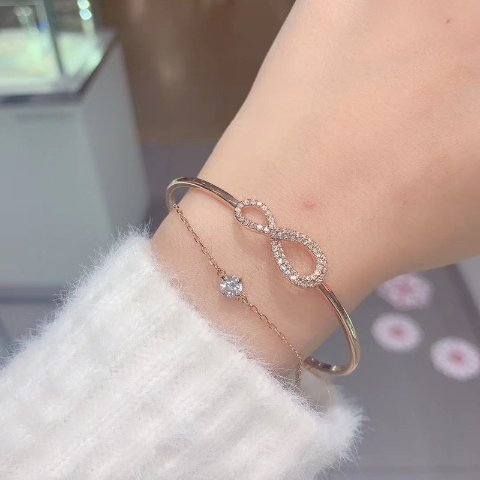 SwarovskiHyperbola Infinity手镯 白色 镀铑
