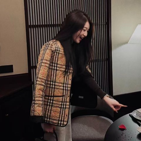 大童米色格纹夹克