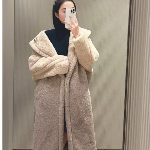 Max Mara长款泰迪大衣