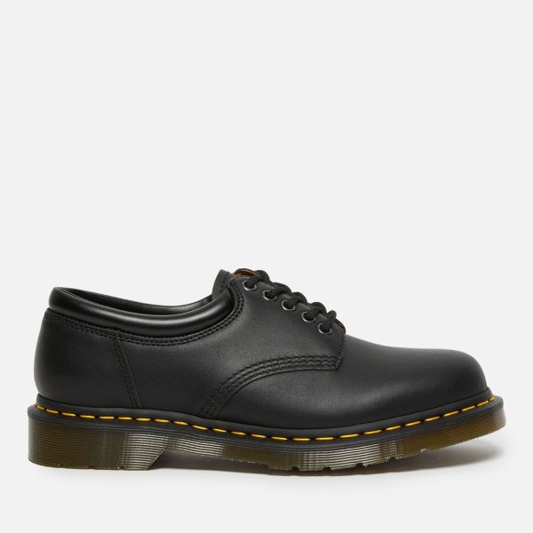 Dr. Martens 皮鞋