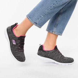 Skechers 女士经典运动鞋 记忆棉款式 自重轻便于运动