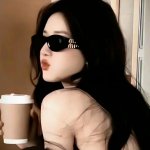 折扣延长：爆款MiuMiu、Prada眼镜 全场6折+包税 收明星同款