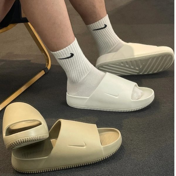 Nike Calm Slide 女款拖鞋