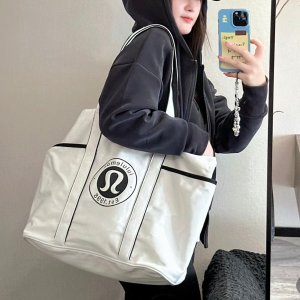 Lululemon 爆火托特包补货🔥 通勤/健身/妈咪包 妥妥能装