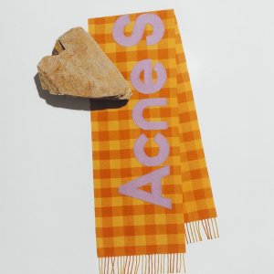 Acne Studio 好价特卖 超多款围巾都打折 反季收！€81起