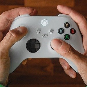 Xbox Series X/S 游戏手柄