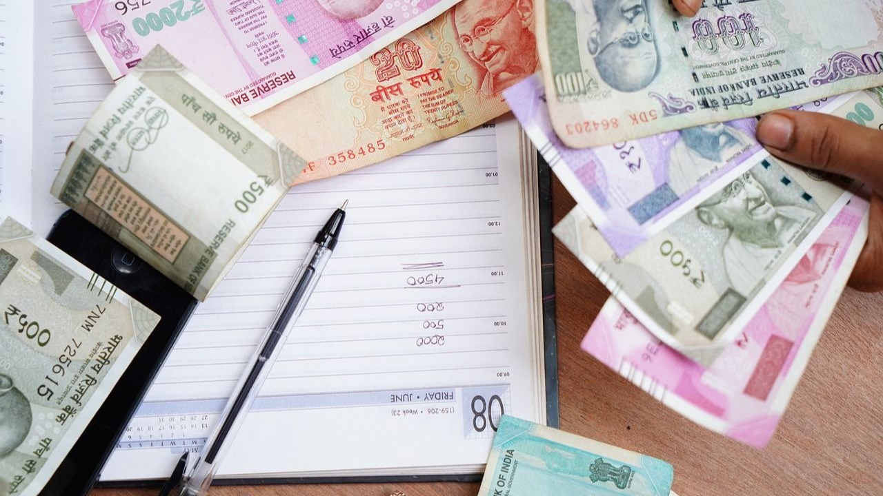 人民币兑换欧元攻略- 欧元兑RMB最新汇率+正规换汇方式推荐