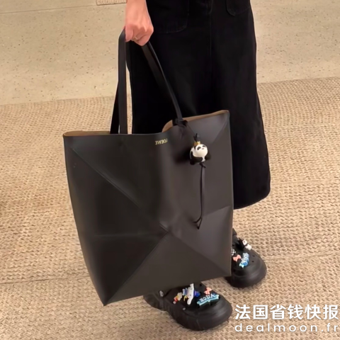 １点限り！VIPセール★累積売上総額第１位！┃LOEWE C643S33X09 LOEWE Guzzle for Men for Men -Brown in Apor in Apor | Level