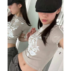 驼色 Rose Baby T 恤