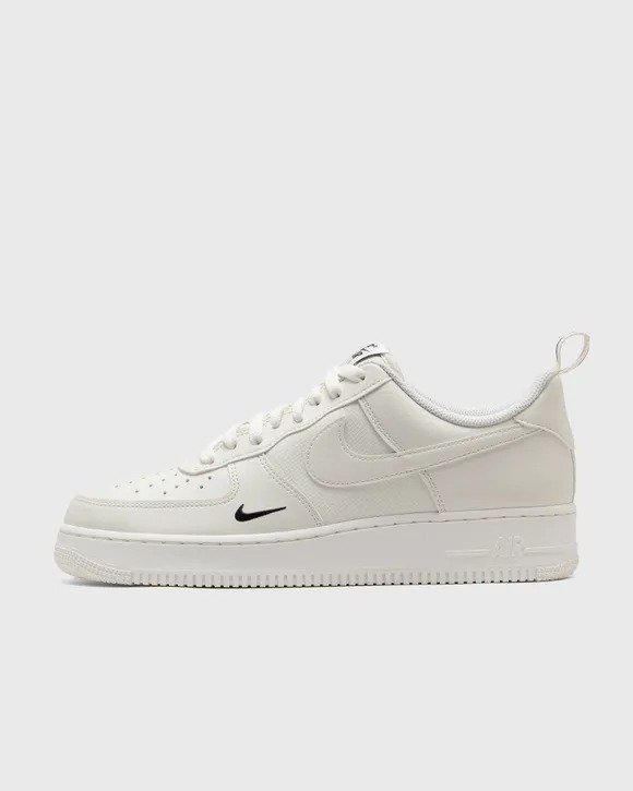 Air Force 1 小白鞋