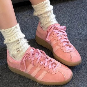 adidas 惊喜挖宝！爆款logo上衣€24、三叶草卫衣仅€35