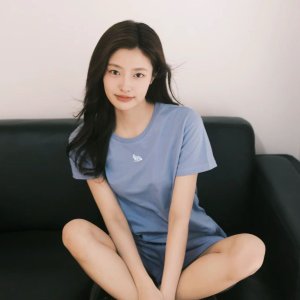 24S 时髦短袖合集 小狐狸刺绣Tee€33，赵露思同款Acne€84