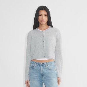 Aritzia 早秋羊绒系列 封面款羊绒开衫$198 羊毛围巾$110