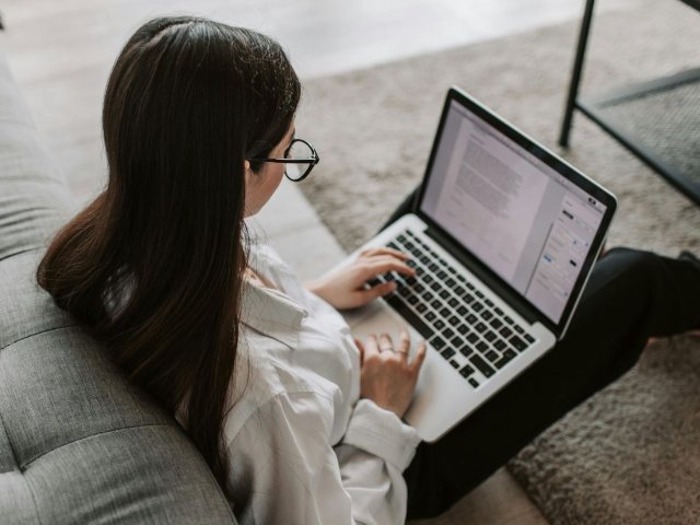 中国领事馆紧急提醒⚠️找作业代写，...