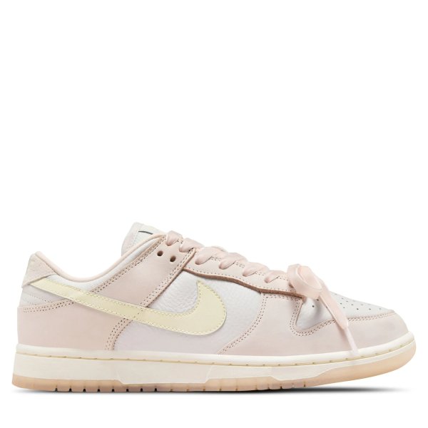 Dunk Low PRM樱粉