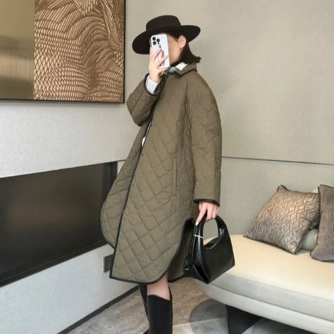 Toteme好随性的赶脚~格菱纹棉服