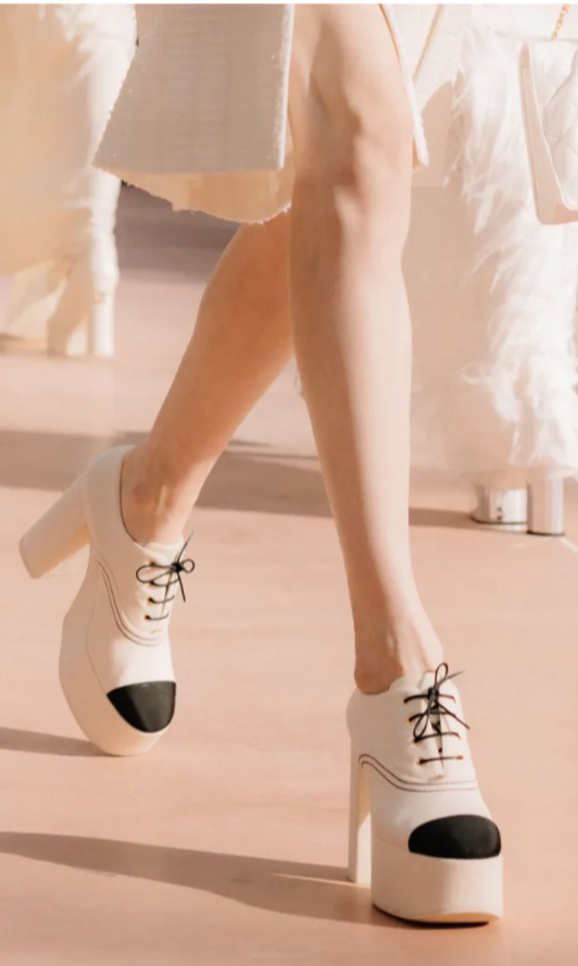 25SS 绑带恨天高