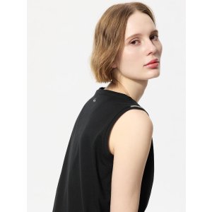Uniqlo这个夏天“酷”起来x ANYA HINDMARCH黑色大眼萌仔背心