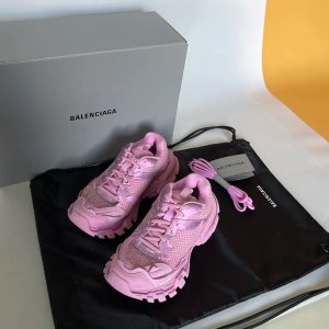 黄金码还有！！BALENCIAGA Track 3 运动鞋
