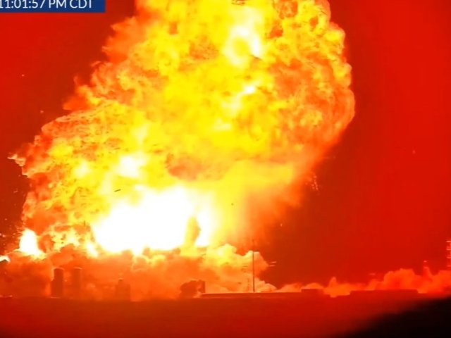 突发！马斯克“星舰”发生爆炸，现场...