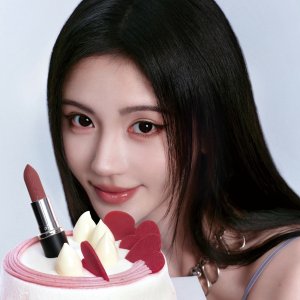 Mini BOGOMAC Cosmetics Sale